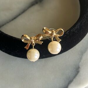 J Crew Gokd bow and pearl statement earrings